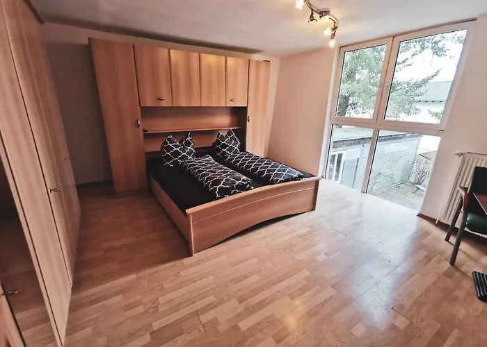 Monteurs-quatier Stadt بيت للعطل